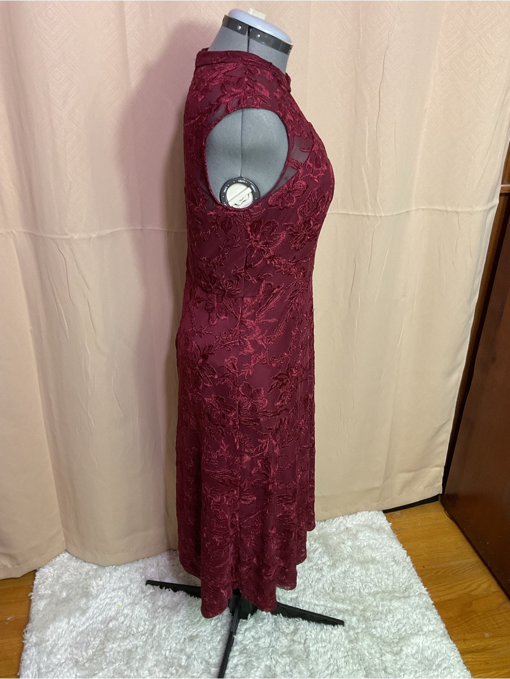 JS Collections Joy Mock Neck Embroidered Mesh Cocktail Dress - Picture 8 of 14